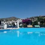 מלון Lefkes Village