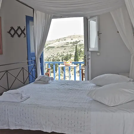 Отель Lefkes Village 4*