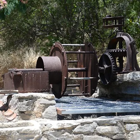 Отель Lefkes Village 4*