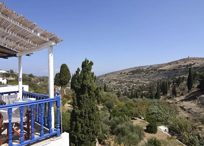 Lefkes Village Λεύκες