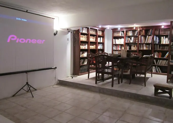 Lefkes Village Λεύκες