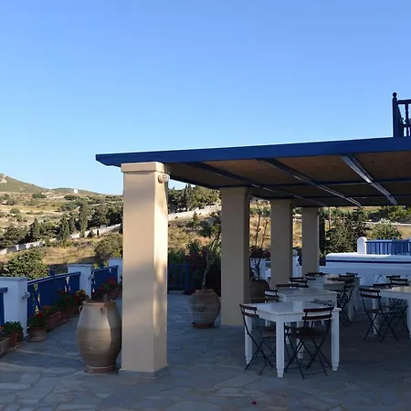 Otel Lefkes Village