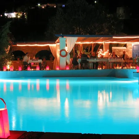 Lefkes Village Otel