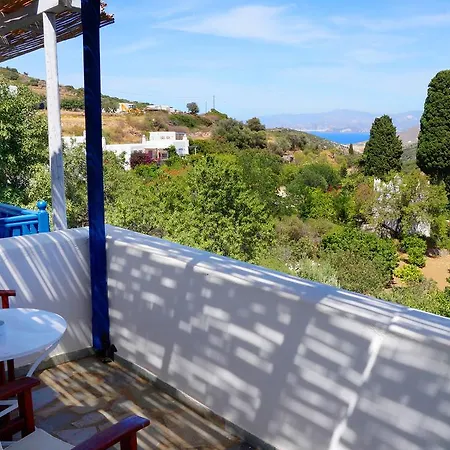 Otel Lefkes Village