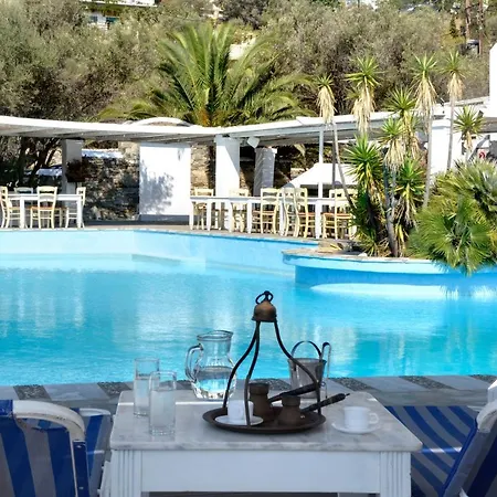 Otel Lefkes Village